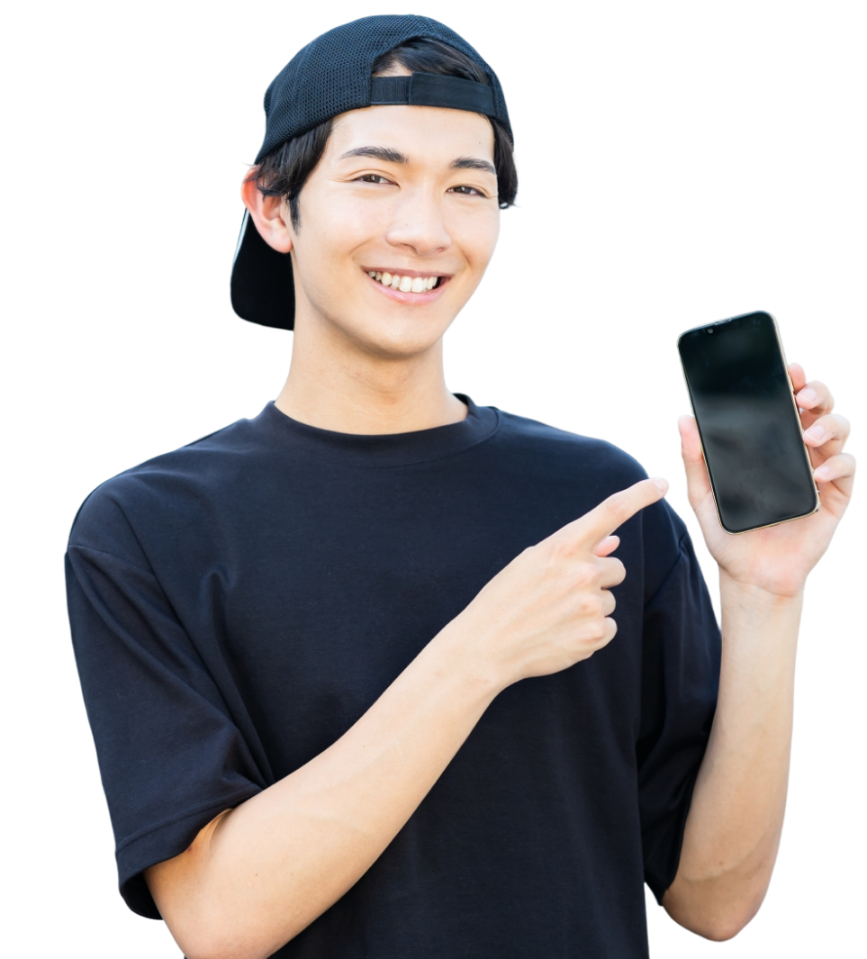 スマホを持つ男性